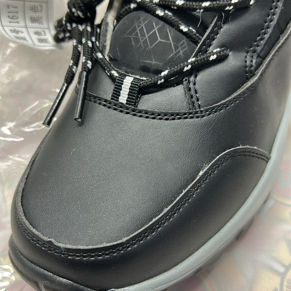 Fax Fur Lined Waterproof Lace Up Boots. Size 8. Black. NWT - Picture 9 of 10